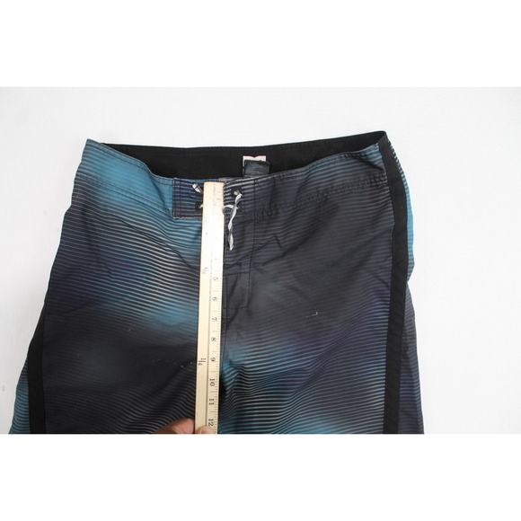 DC Men Blue Black Board Shorts Swim Trunk Sie 32 - Picture 6 of 10